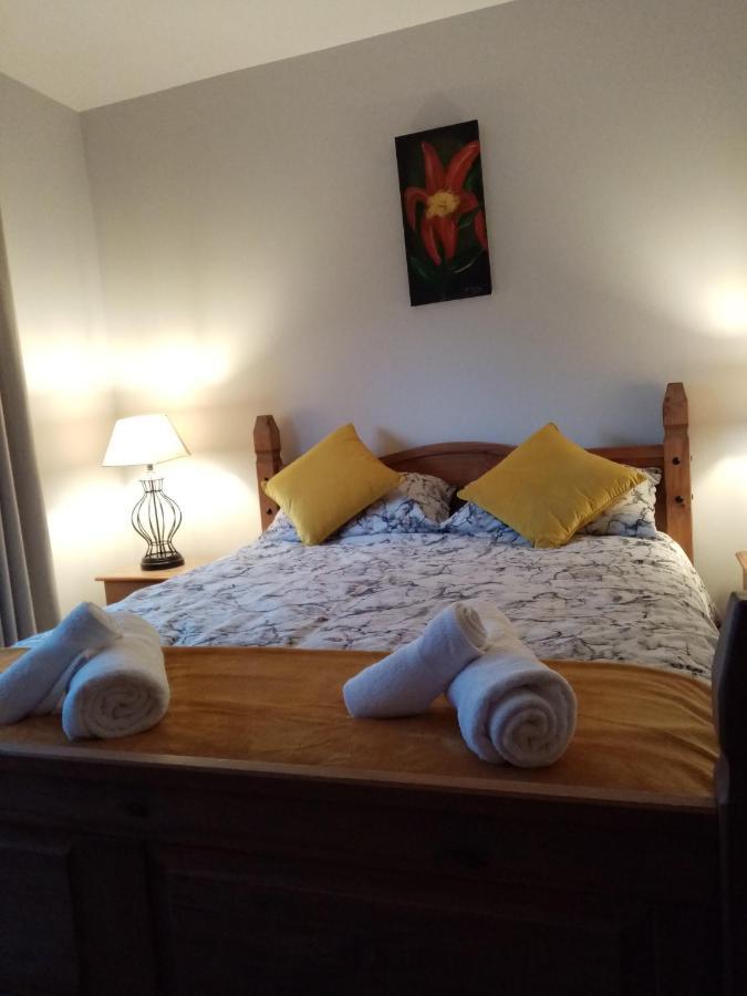 Apple Tree Cottage Rooskey Esterno foto