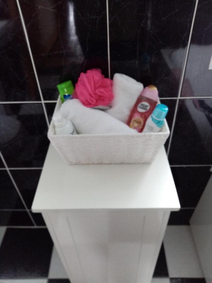 Apple Tree Cottage Rooskey Esterno foto